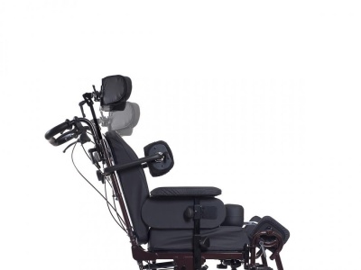 Коляска механическая "Ortonica" Delux 570 в магазине Склад Медтехники